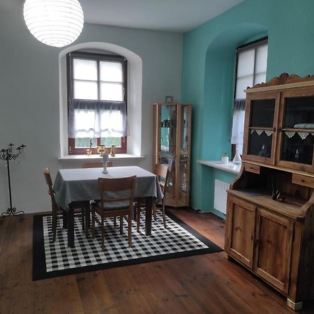 Schoene Gemuetliche Ferienwohnung Am Saaleradweg Grosseutersdorf المظهر الخارجي الصورة