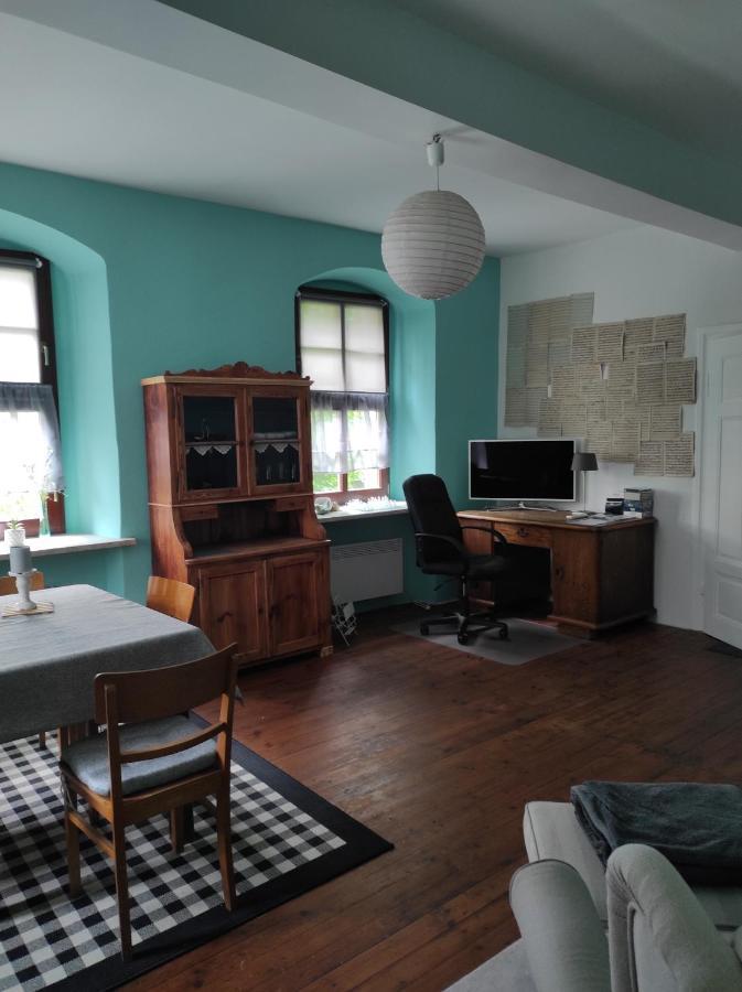 Schoene Gemuetliche Ferienwohnung Am Saaleradweg Grosseutersdorf المظهر الخارجي الصورة